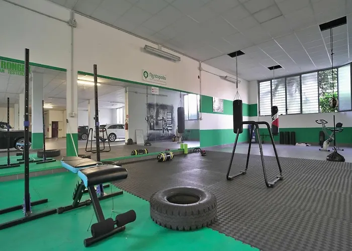 Chic Apt Near Piazza Duomo, Milan *