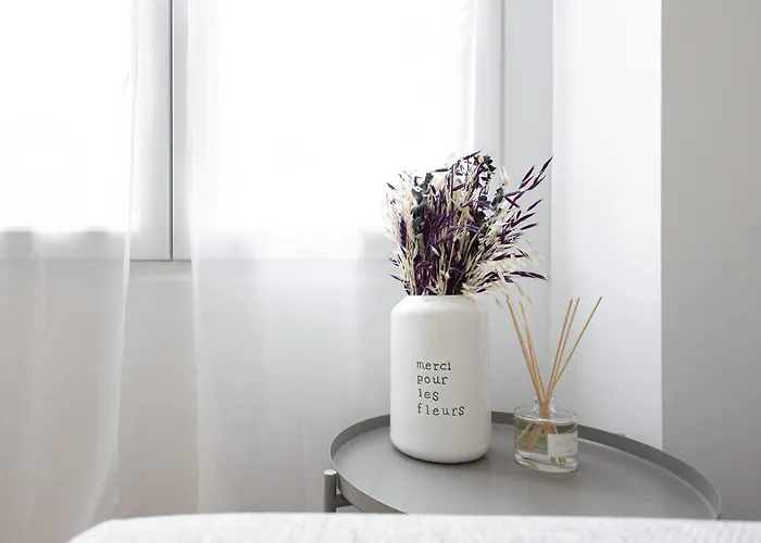 Bilocale Di Design In Zona Chinatown - Sempione Apartman