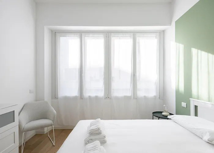 Bilocale Di Design In Zona Chinatown - Sempione