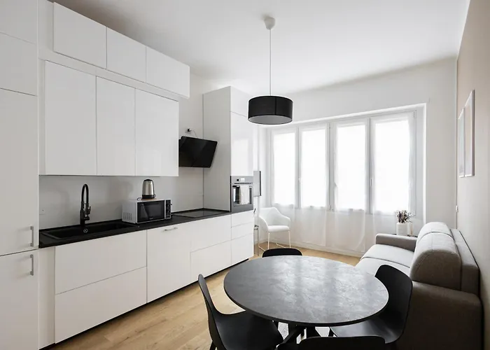 Bilocale Di Design In Zona Chinatown - Sempione * Milánó