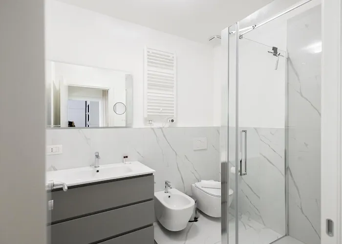 Bilocale Di Design In Zona Chinatown - Sempione Milánó