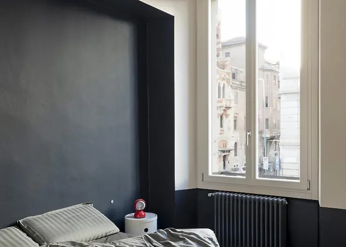 Splendido Bilocale Vicinissimo Stazione Милан