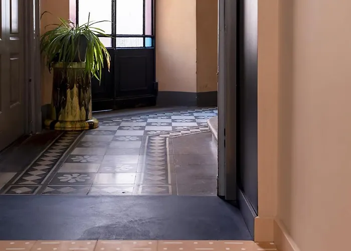 Splendido Bilocale Vicinissimo Stazione Апартаменты *