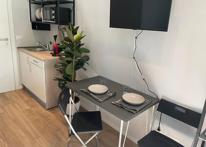 Little - Lm2 - Lm3 - Lm4 Apartman Milánó