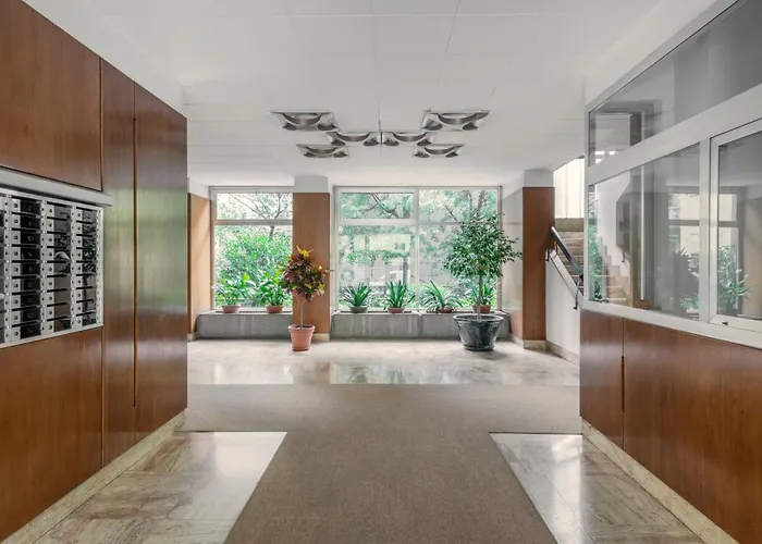 Maggi - New Beautiful In The Center *