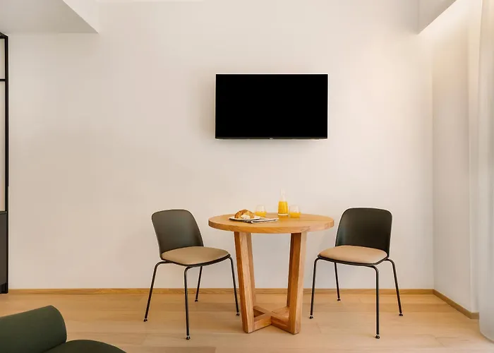 Bob W Milan Crocetta 3*