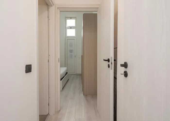 Apartment I Host - Breno 1 Milan