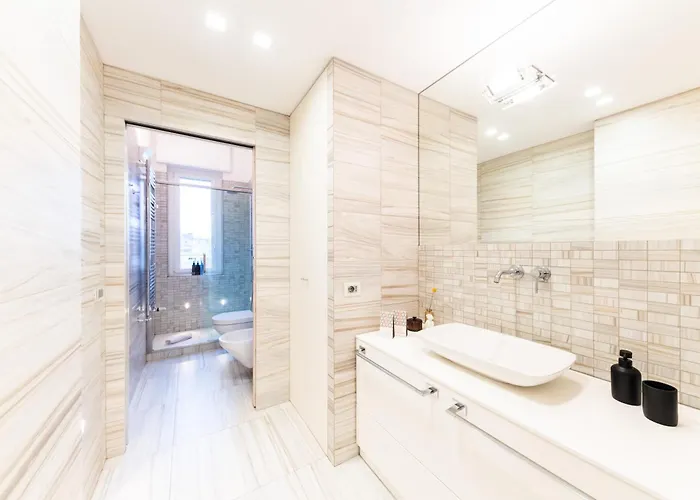 Rego Panoramic View Floor