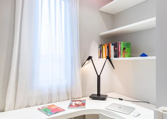 Rego Panoramic View Floor