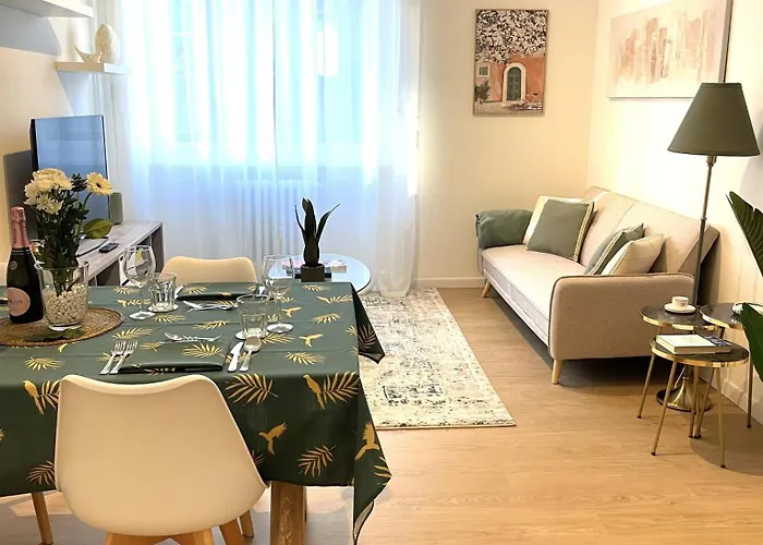 Lägenhet Mico Elegante E Raffinato Trilocale *