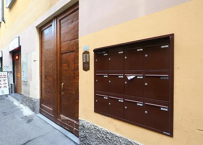 54 - Cozy - Near Metro * ميلان