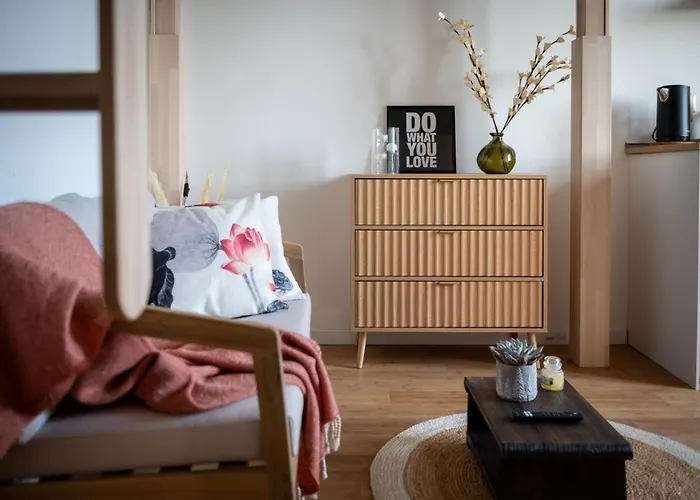 Wabi Sabi - Metro M1 To Duomo - Pasteur - Turro - Nolo * Mailand