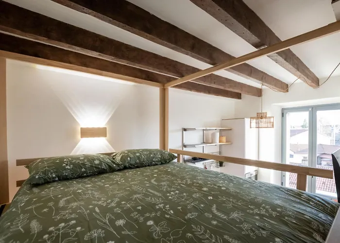 Wabi Sabi - Metro M1 To Duomo - Pasteur - Turro - Nolo Mailand