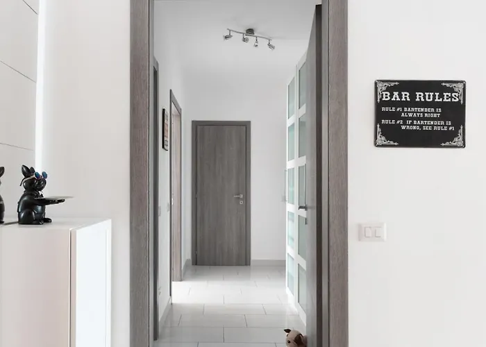 Bisceglie Mm Balcony King Милан