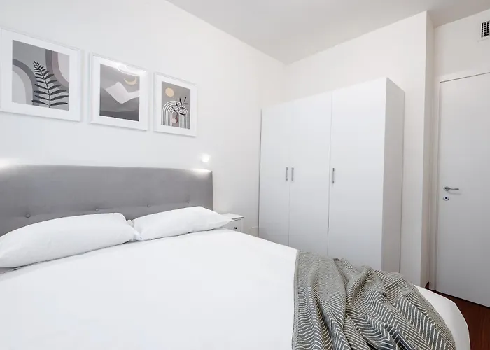 Apartament Stayeasy Santagiulia - M3 Metro - Center In 20 Mins Mediolan