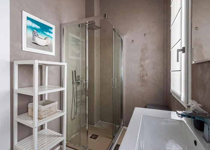 Palazzo Visconti Di Modrone, Two Beautiful By Halldis Lägenhet