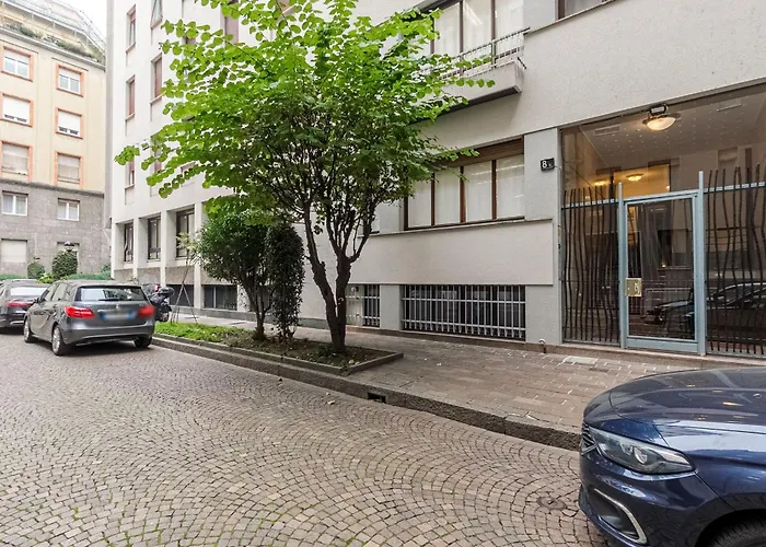 Palazzo Visconti Di Modrone, Two Beautiful By Halldis * Milano