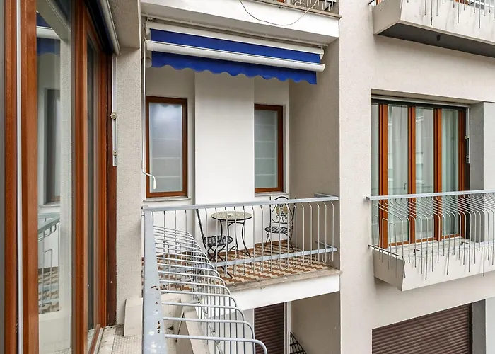 Apartment Palazzo Visconti Di Modrone, Two Beautiful By Halldis *