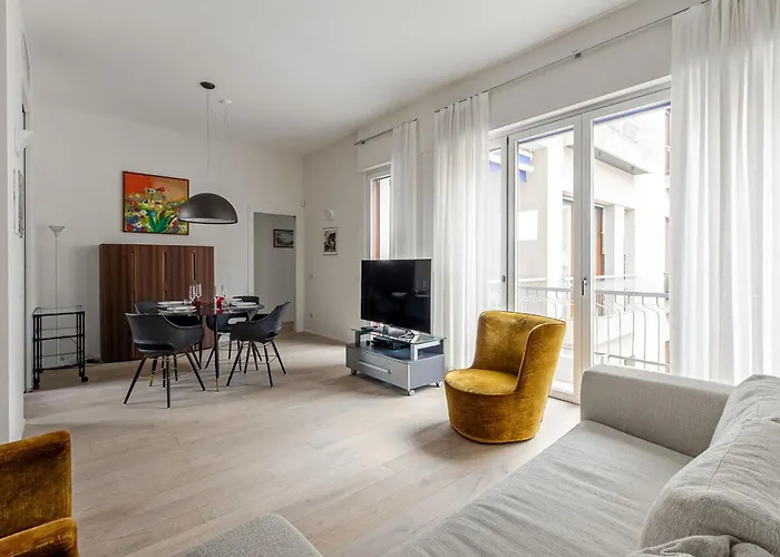 Palazzo Visconti Di Modrone, Two Beautiful By Halldis Milano