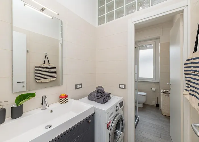 Brand New And Close To Downtown! Appartement