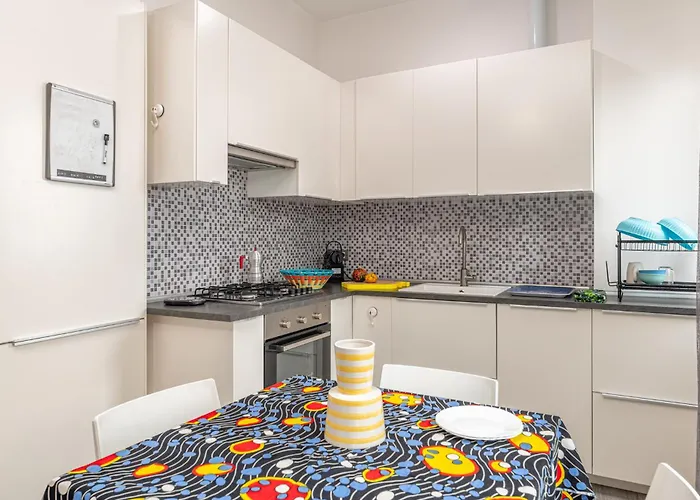 Brand New And Close To Downtown! Appartement Milaan