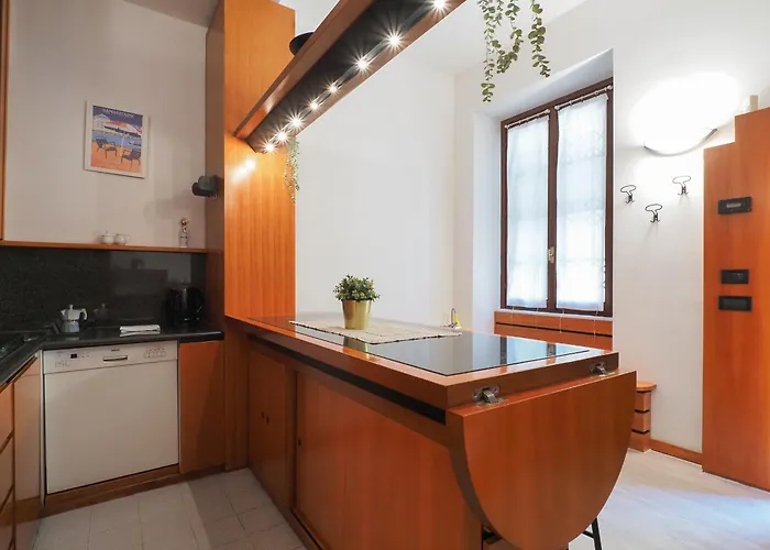 Διαμέρισμα Primopiano - Meda 38 *