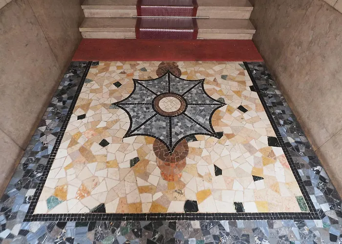 Mila Friuli * Milán