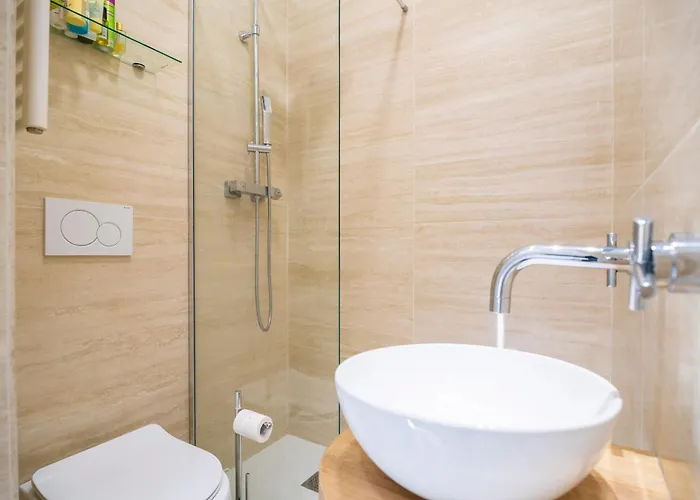 Maggi - New Beautiful In The Center