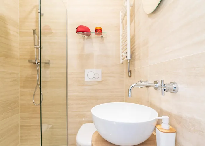 Maggi - New Beautiful In The Center Apartament *