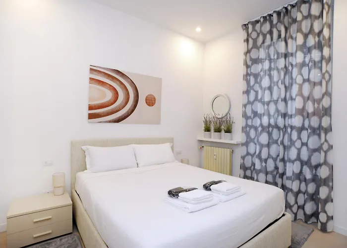 Lanzone Apartamento Milão