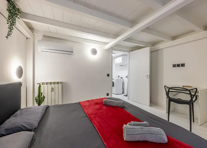 شقة Trilocale Nolo