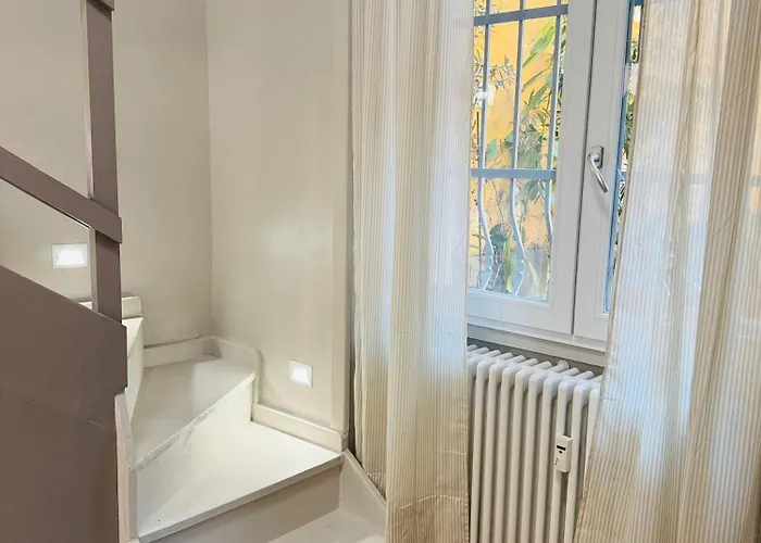 Comecasa Incantevole Loft In Bocconi 밀라노