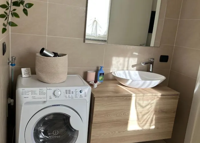 House Trenno شقة *