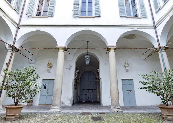 Appartamento Urban Domus, Palazzo Durini Duomo, *