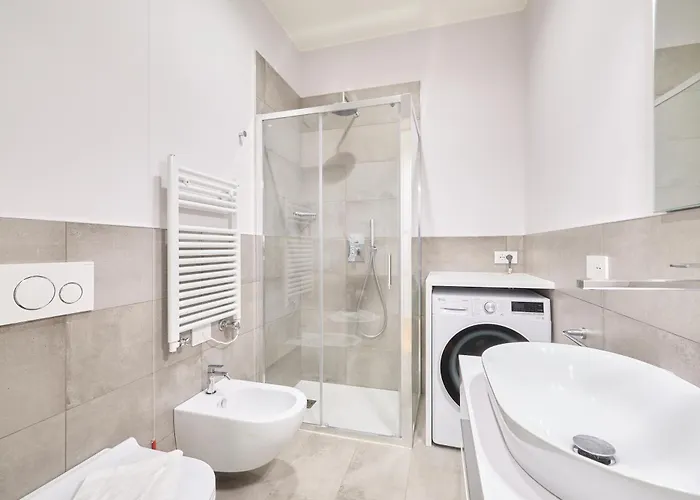 Modern Onebedroom 2nd Floor - Mirable Pm Apartment Milan