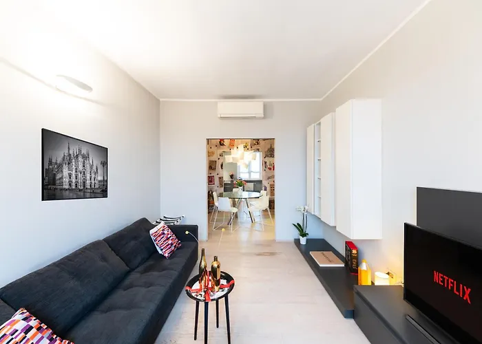 Rego Panoramic View Floor * Milán