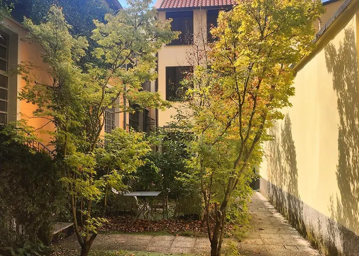 Appartamento Urban Attic Isola District