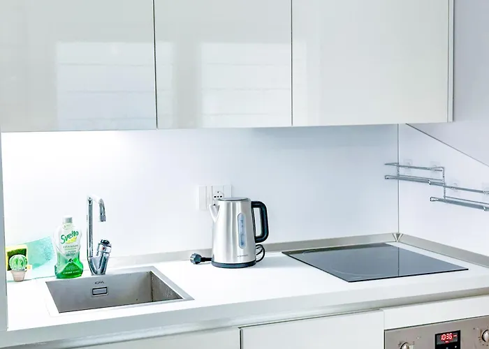 Panzeri Design - 2 Mins Darsena E Navigli * Milano