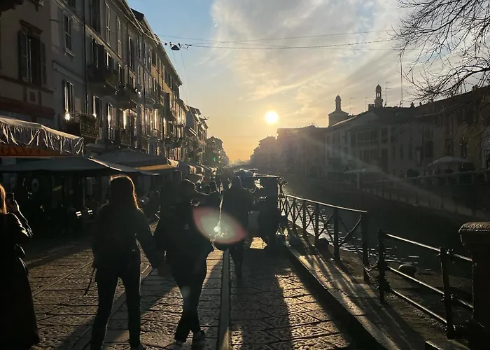 Panzeri Design - 2 Mins Darsena E Navigli