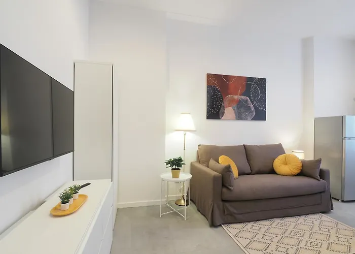 Апартаменты Primopiano - Certosa 105 *