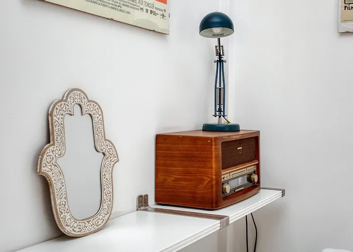 Cozy Modern Near Metro, Wifi Ac Appartamento Milano