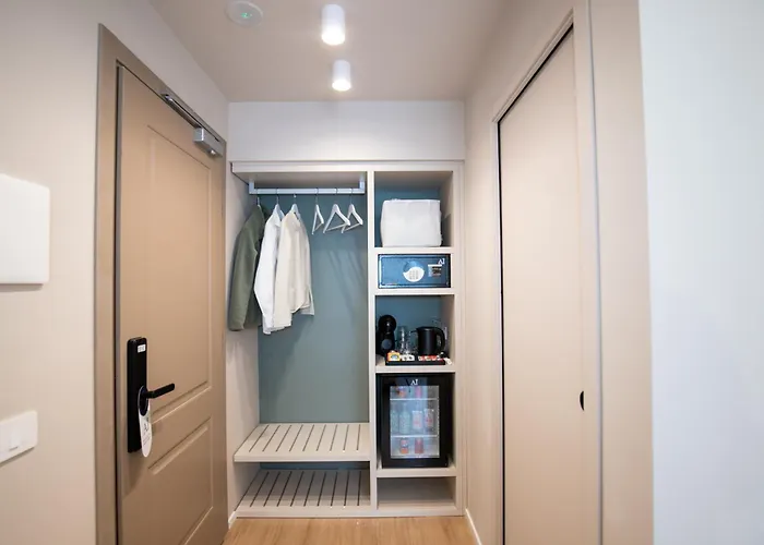 Aiello - Isola Design District Ξενοδοχείο