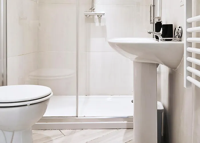 Wonderful Near Station - Daniele * Milano