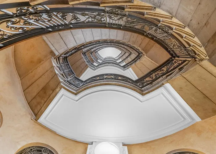 Montello Foresteria Lombarda Milano