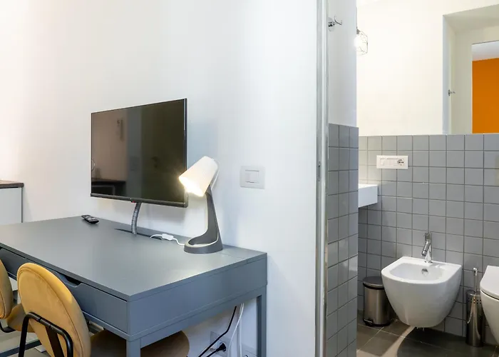 Fiorenti - New Flat In The Heart Of Navigli Milano