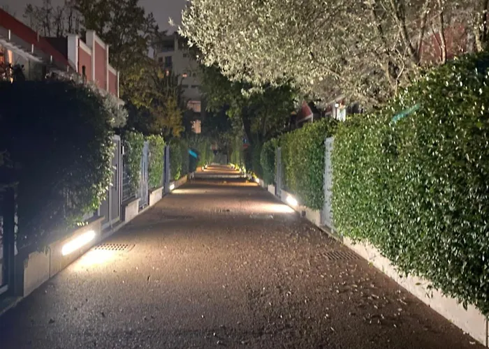 Red Lofty - Parcheggio Privato - 2 Fermate Da Rho Fiera, Mico E Bovisa * Milano