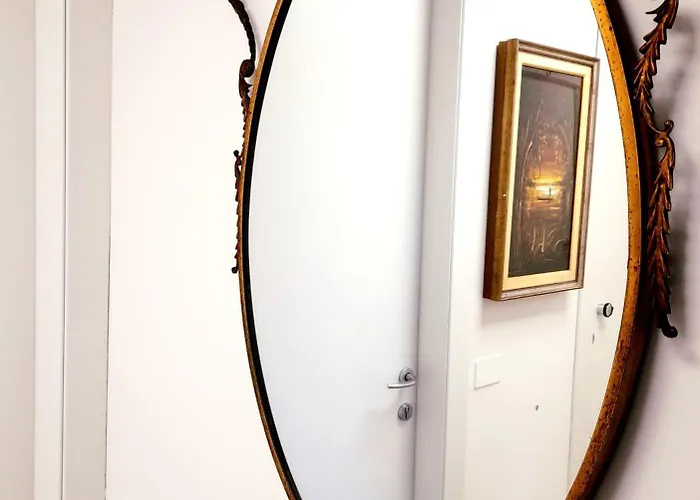 Affittacamere -l' Oasi Del Turista, 5- Station Private External Bathroom Milano