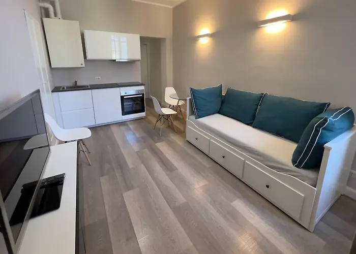 아파트 Navigli Ultimo Piano *