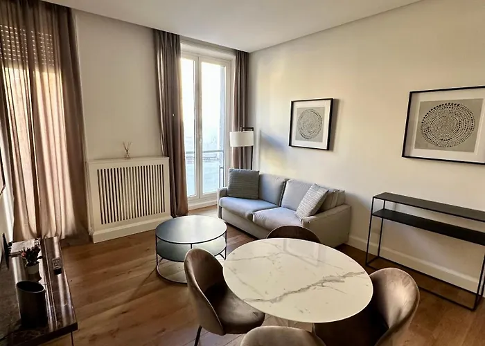 Casa Della Borsa - B