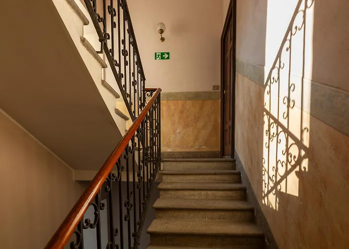 Daire Mansarde Belvedere Duomo Milano